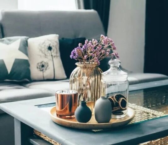 El papel de las mesas de centro en la decoración del hogar Todo sobre las mesas decorativas